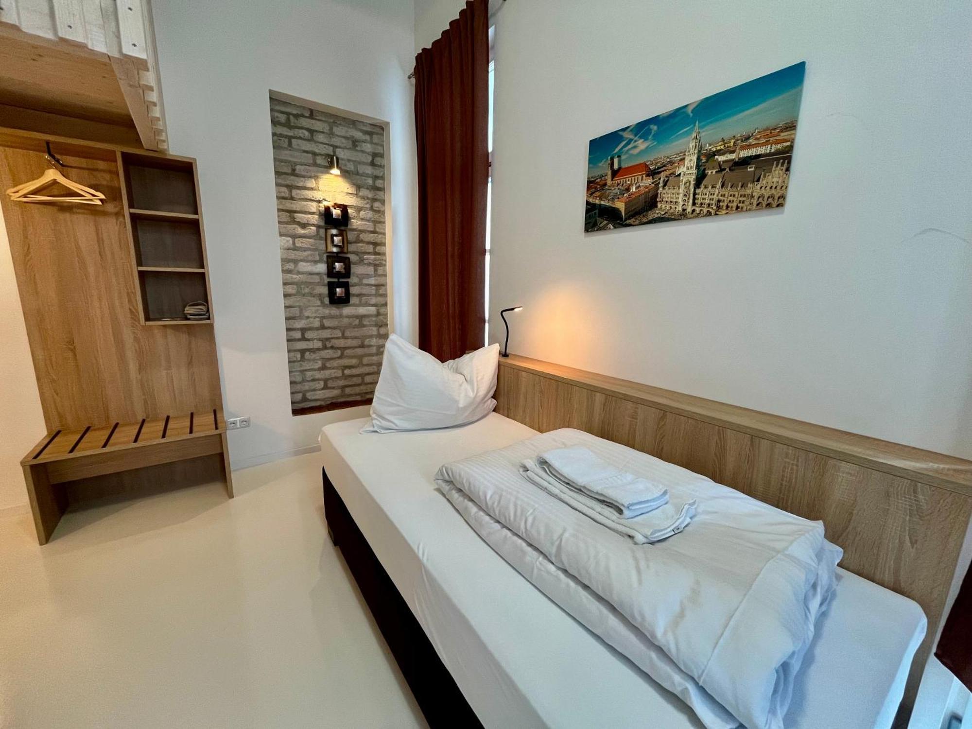 Adlzreiter City Pension มิวนิก ภายนอก รูปภาพ